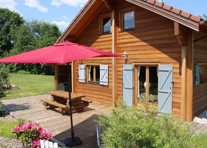 Chalet Avec Jacuzzi Et Piscine, Deco Soignee Esprit Cocooning