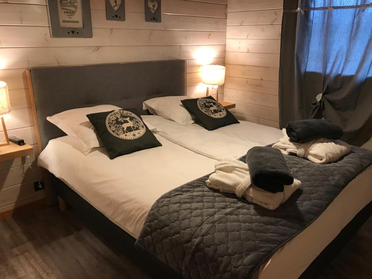 Chalet Avec Jacuzzi Et Piscine, Deco Soignee Esprit Cocooning