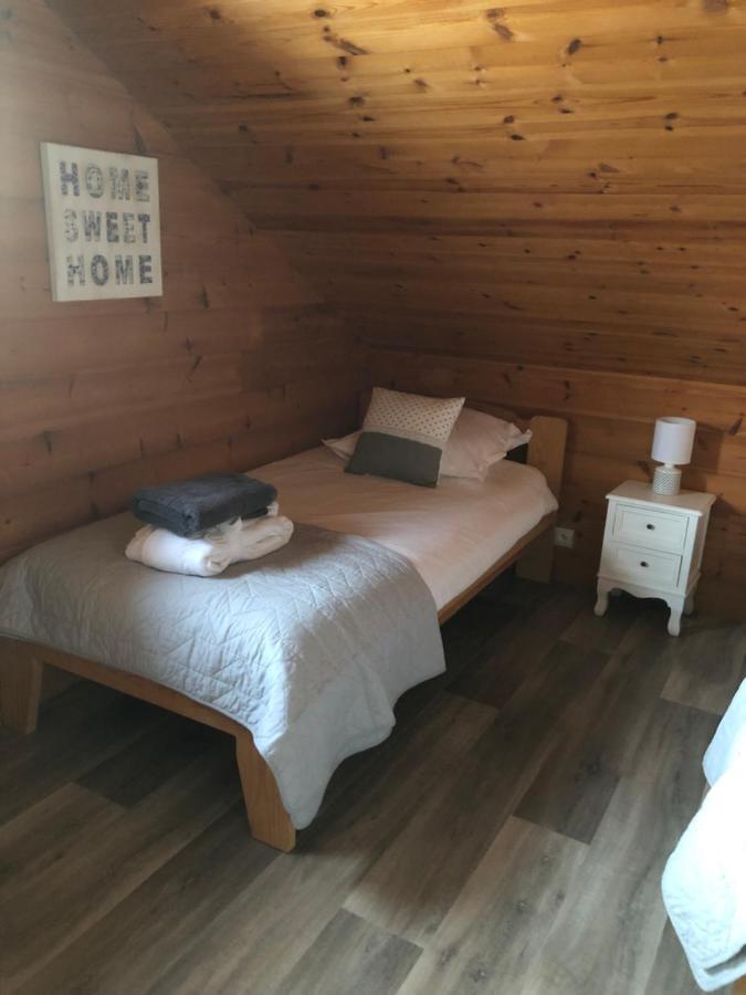 Chalet Avec Jacuzzi Et Piscine, Deco Soignee Esprit Cocooning
