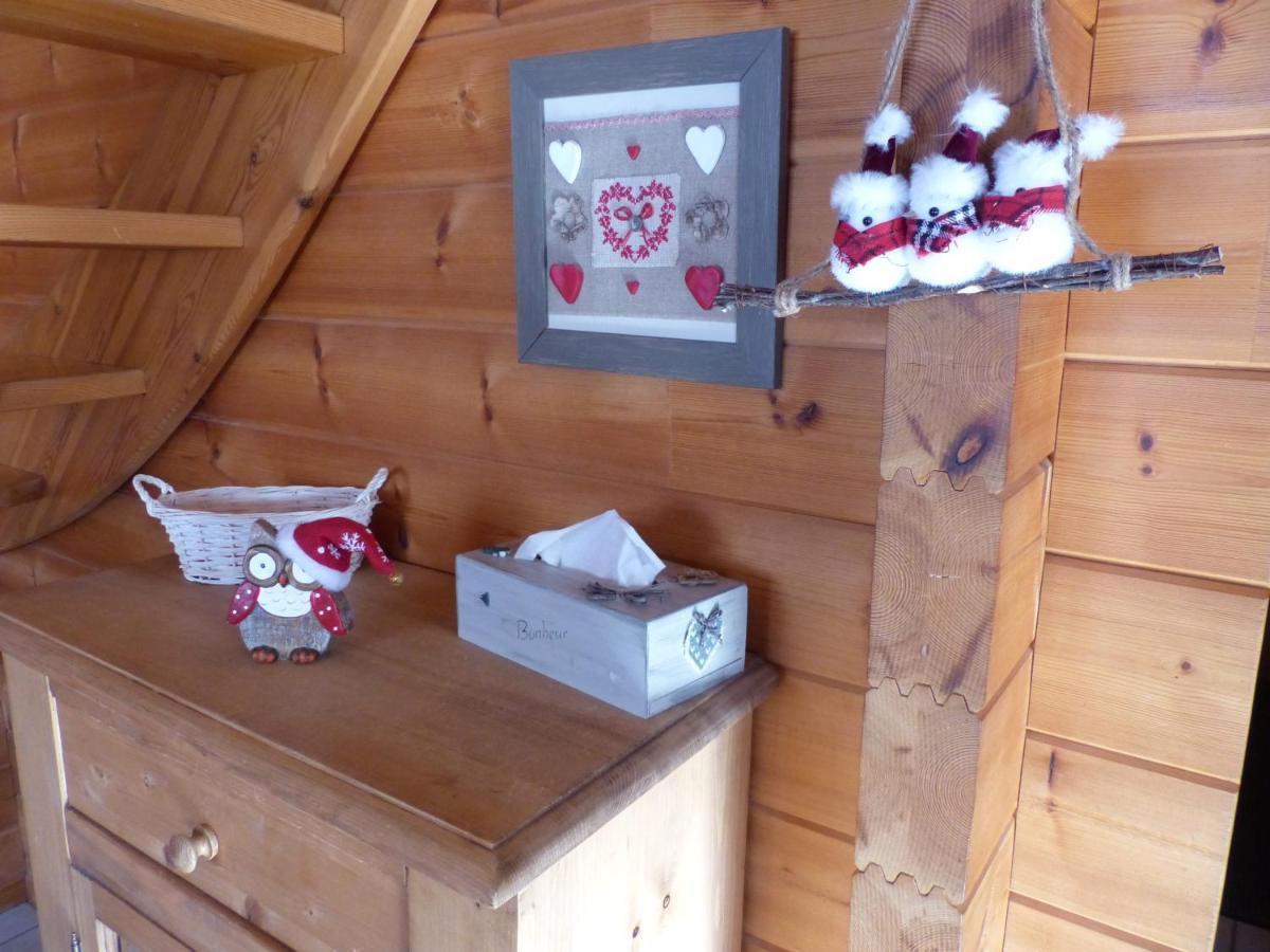 Chalet Avec Jacuzzi Et Piscine, Deco Soignee Esprit Cocooning Ramonchamp