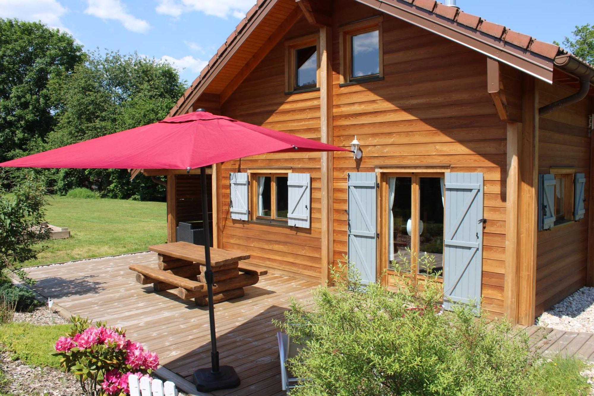 Chalet Avec Jacuzzi Et Piscine, Deco Soignee Esprit Cocooning *