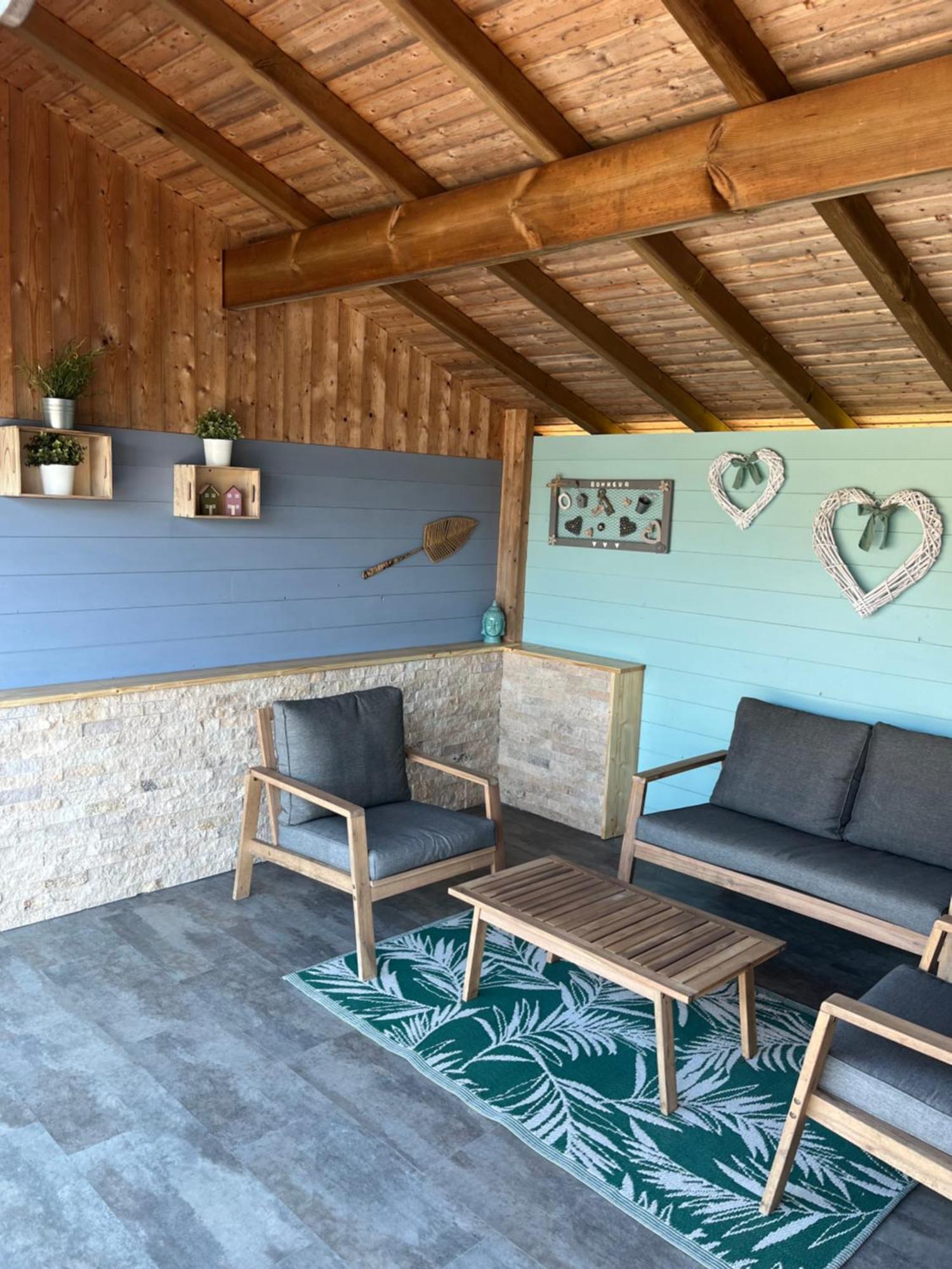 Avec Jacuzzi Et Piscine, Deco Soignee Esprit Cocooning Ramonchamp