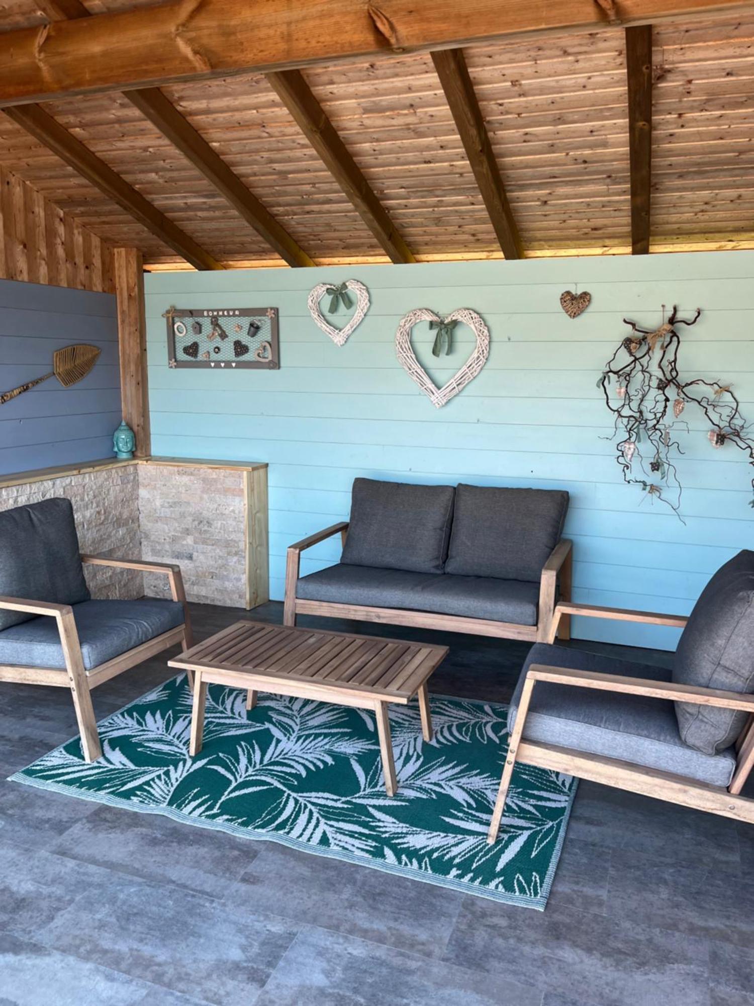 Avec Jacuzzi Et Piscine, Deco Soignee Esprit Cocooning Ramonchamp