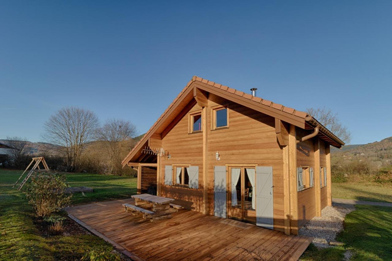 Avec Jacuzzi Et Piscine, Deco Soignee Esprit Cocooning Chalet